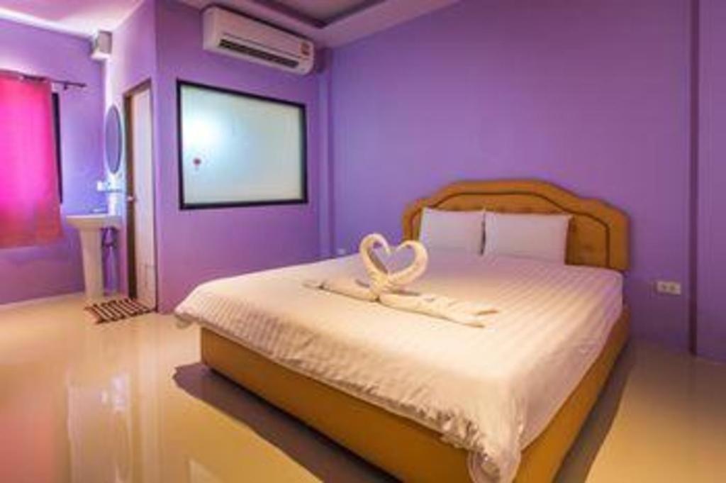 Fewtor Place Hotel 3*